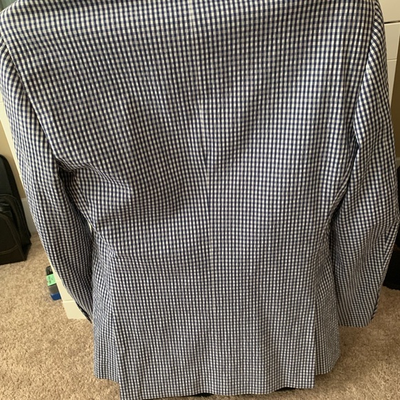 Blazer - Picture 4 of 5